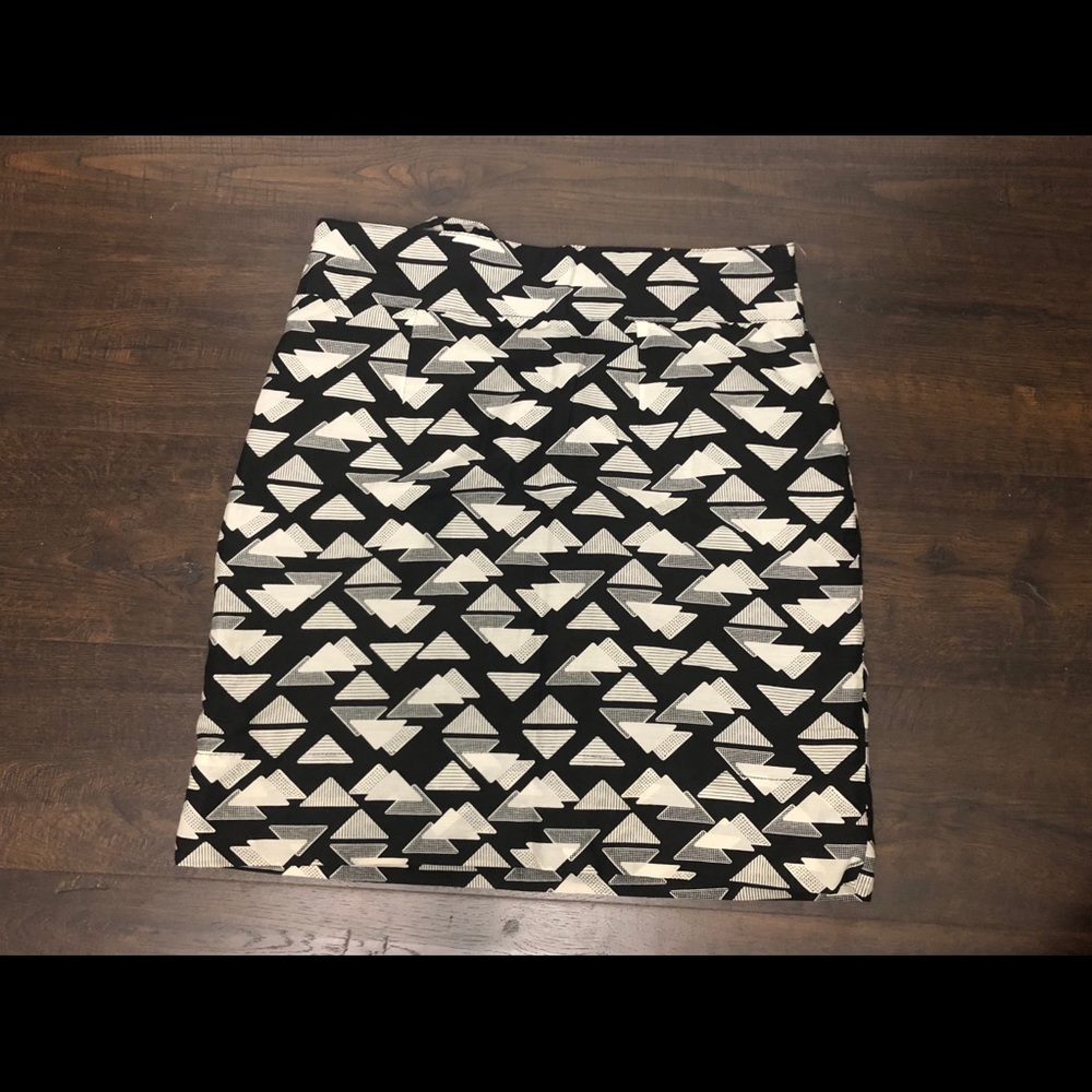 Tulle Urban Outfitters Black White Triangle Skirt